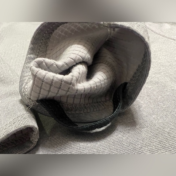 Patagonia Women’s Capilene Midweight Crew Baselayer Top Sz S Gray FTGX Polartec - Picture 7 of 14